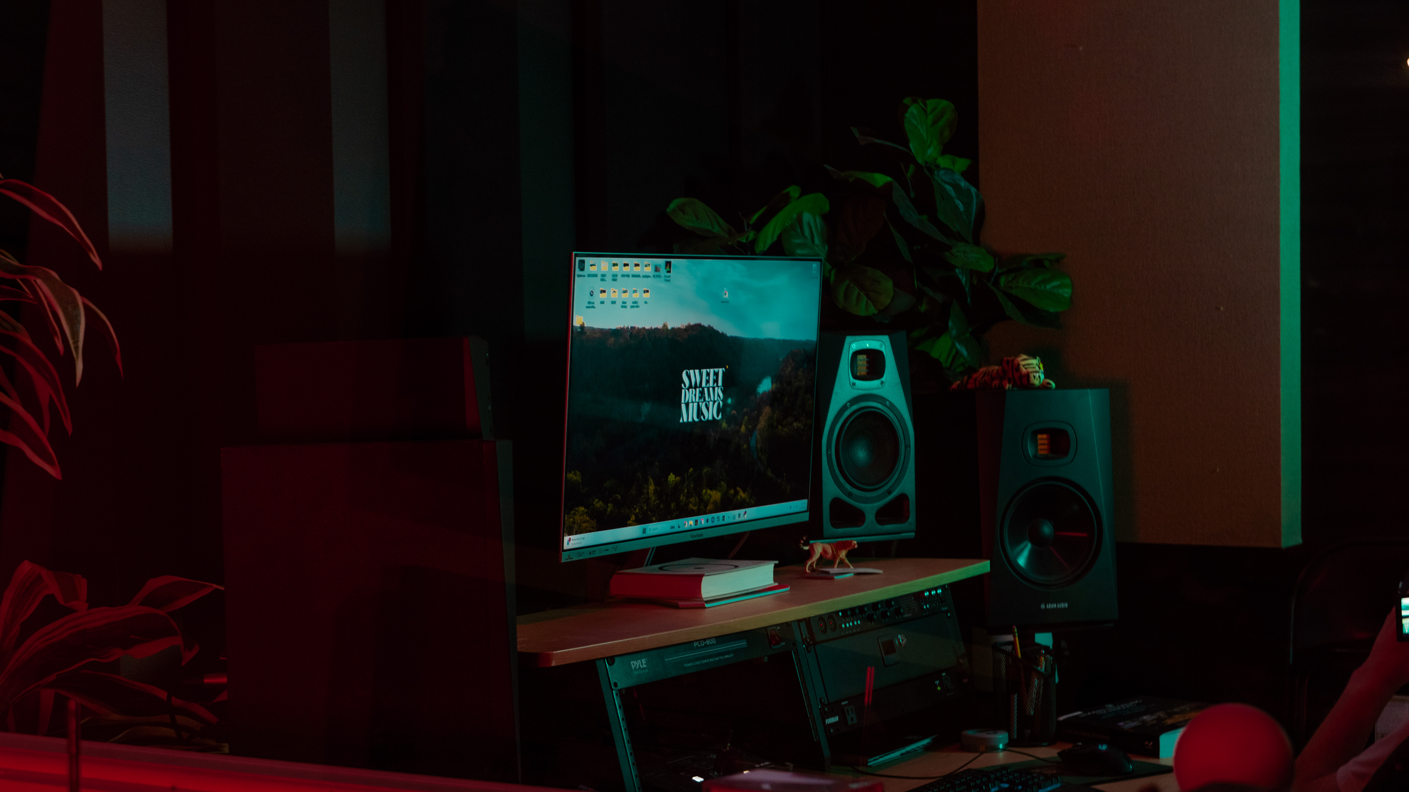 Studio B setup perfect for beat production and licensing