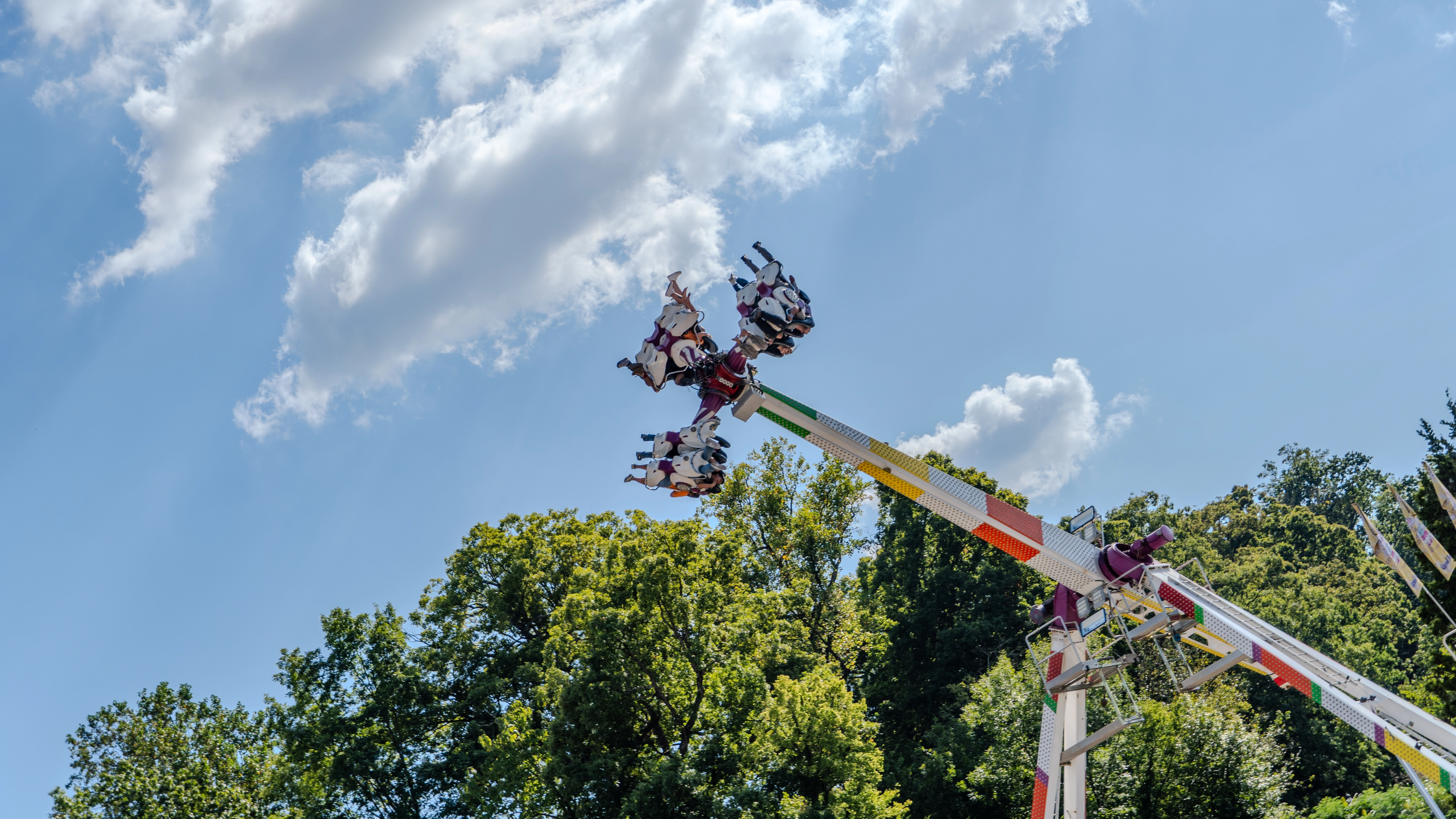 KNOXVILLE CARNIVAL - Photo 3